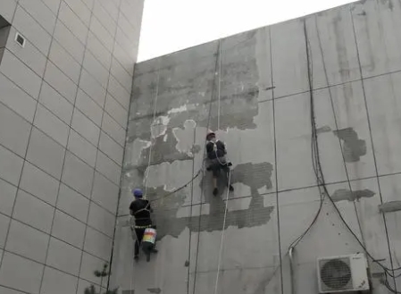 溪湖楼顶漏水维修公司分享下溪湖外墙防水的注意事项