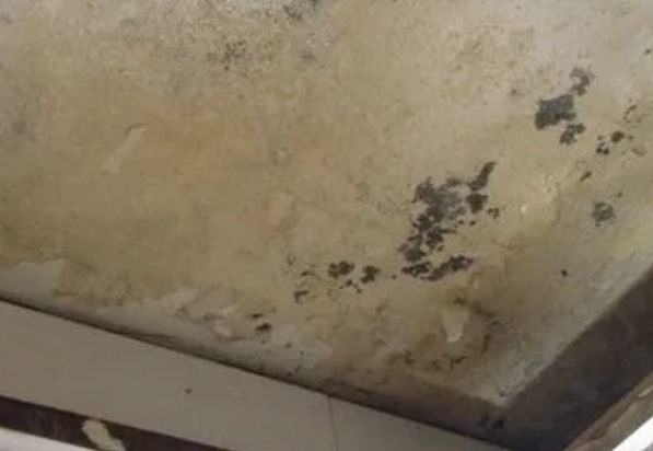 溪湖阳台漏水维修公司分享下溪湖卫生间渗水维修需要注意哪些问题。